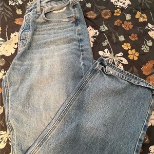 Universal Thread Light Blue Denim Jeans